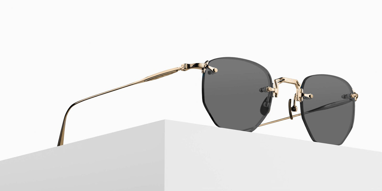 Matsuda M5006 46 - Brushed Gold / Gray #id:m5006brushedgoldgreysunglass_s:102105
