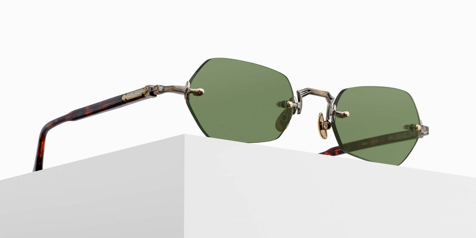 Matsuda M5011 50 - Antique Gold/Dark Tortoise / Sage Green #id:m5011antiquegolddarktortoisesagegreen50_s:100105