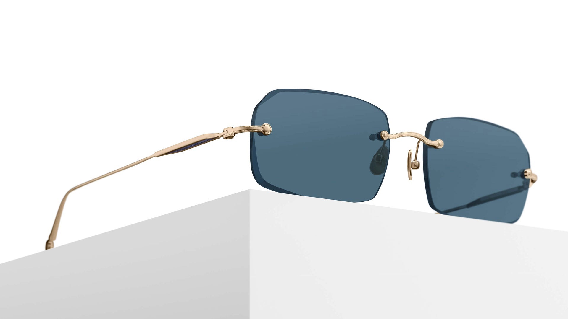 【美品】MATSUDA M5004 Matsuda M5004 Rectangle Sunglasses | EyeOns.com