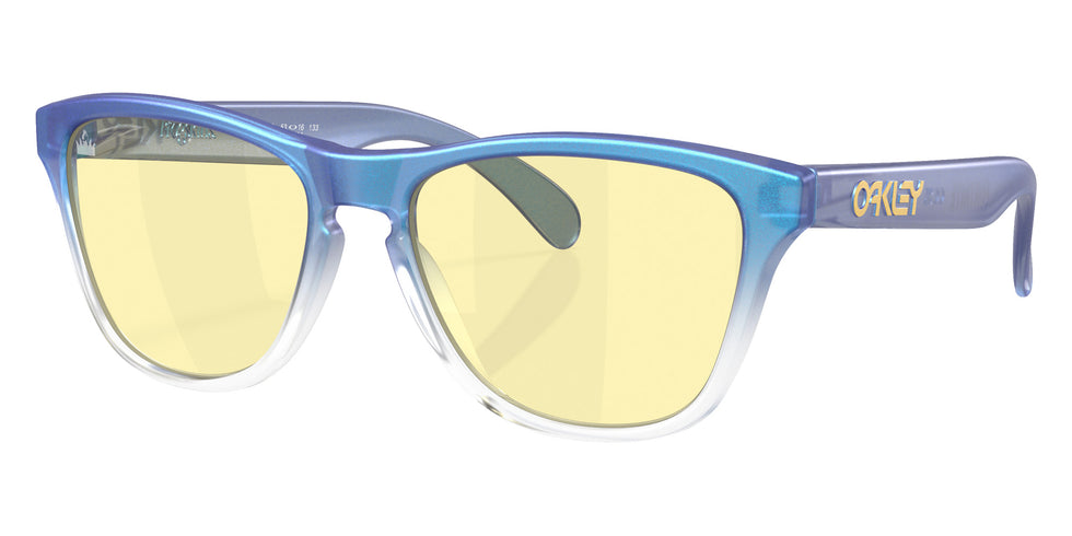 OAKLEY OJ9006 Oakley X Fortnite��� Frogskins��� XS (Youth Fit) 900642 53 - Matte Cyan/Blue/Clear Shift Fade / Prizm Gaming��� 2.0 Mirrored #id:oj9006900642_s:100105