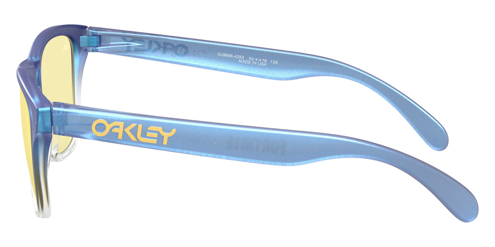 OAKLEY OJ9006 Oakley X Fortnite��� Frogskins��� XS (Youth Fit) 900642 53 - Matte Cyan/Blue/Clear Shift Fade / Prizm Gaming��� 2.0 Mirrored #id:oj9006900642_s:100110