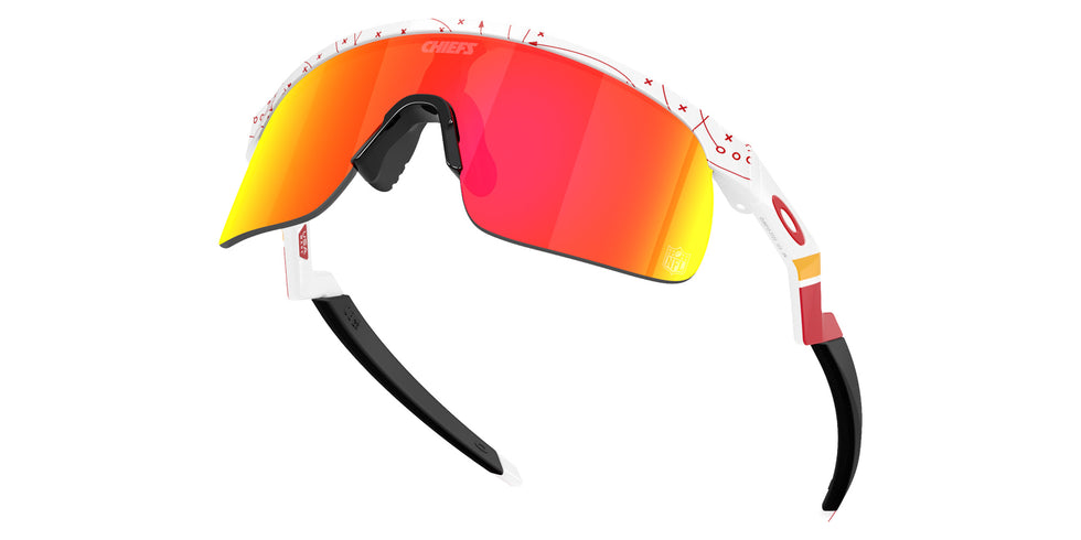 OAKLEY OJ9010 Kansas City Chiefs Resistor (Youth Fit) 901037 123 - White / Prizm Ruby Mirrored #id:oj9010901037_s:100125