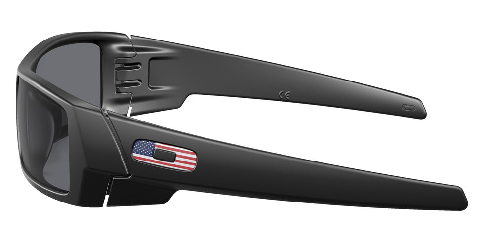 OAKLEY OO9014 Standard Issue Gascan�� USA Flag 11-192 61 - Matte Black / Gray #id:oo901411192_s:100110