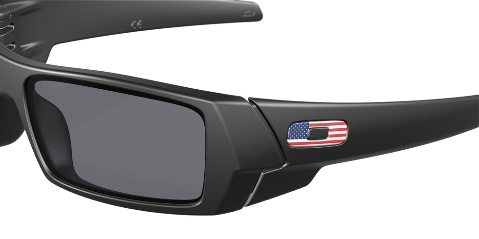 OAKLEY OO9014 Standard Issue Gascan�� USA Flag 11-192 61 - Matte Black / Gray #id:oo901411192_s:100130