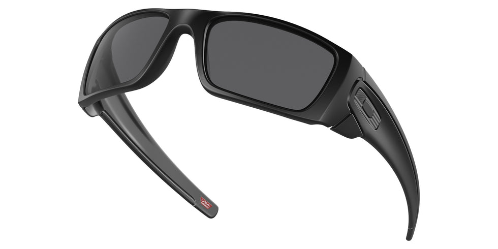 OAKLEY OO9096 Standard Issue Fuel Cell USA Flag 909629 60 - Matte Black / Gray #id:oo9096909629_s:100125