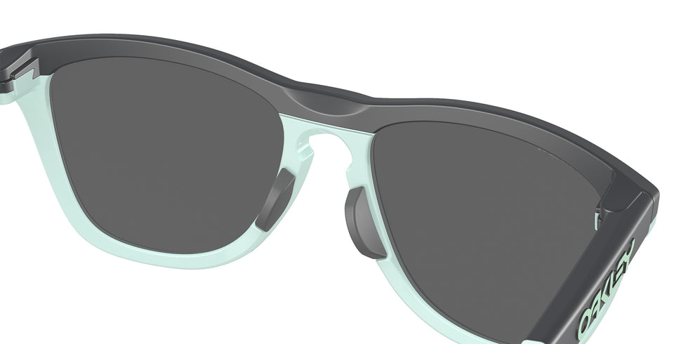 OAKLEY OO9284A Frogskins™ Range 928403 55 - Matte Carbon/Blue Milkshake #id:oo9284a928403_s:100135