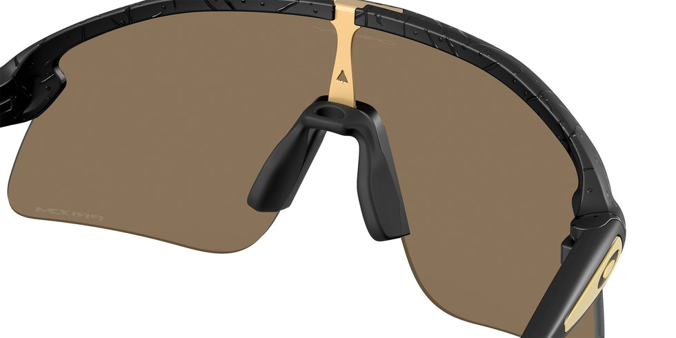 OAKLEY OO9518 Stunt Devil S Gridiron Collection 951813 136 - Matte Black Splatter #id:oo9518951813_s:100135