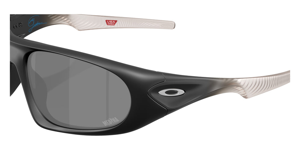 OAKLEY OO9528 Gabriel Medina Signature Series Neoforma 952809 60 - Matte Black / Prizm Black Mirrored #id:oo9528952809_s:100125