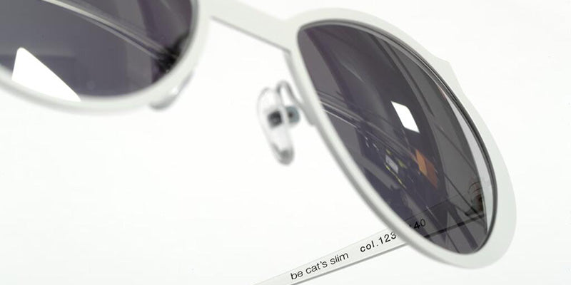 Sabine Be Be Cat'S Slim Sun 123 51 - White Satin #id:sbebecatsslimsun123_s:100120