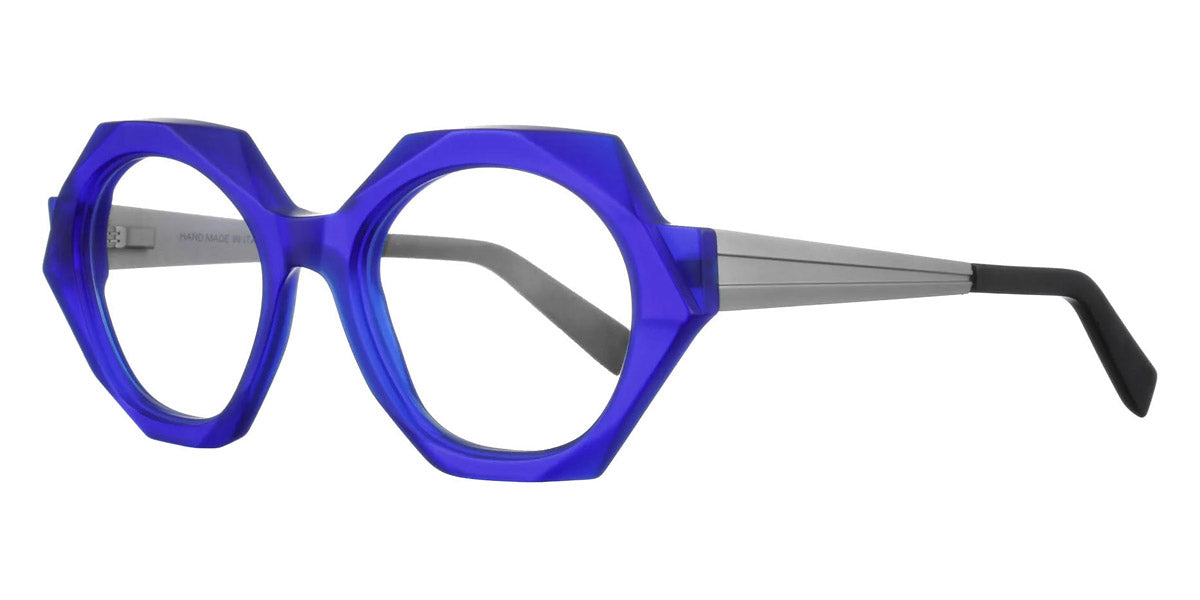 Kirk & Kirk - Yvonne