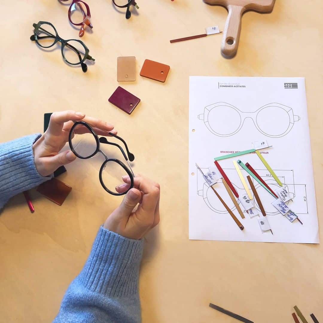 Drawing and development of glasses