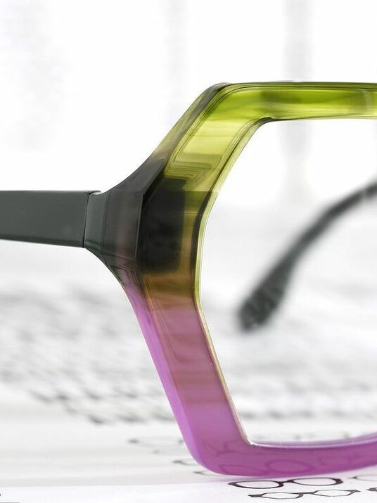 Colored stylish glasses - Avantgarde collection Henau