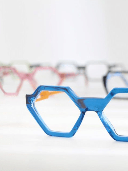 A large selection of modern and stylish glasses from the collection Avantgarde Henau