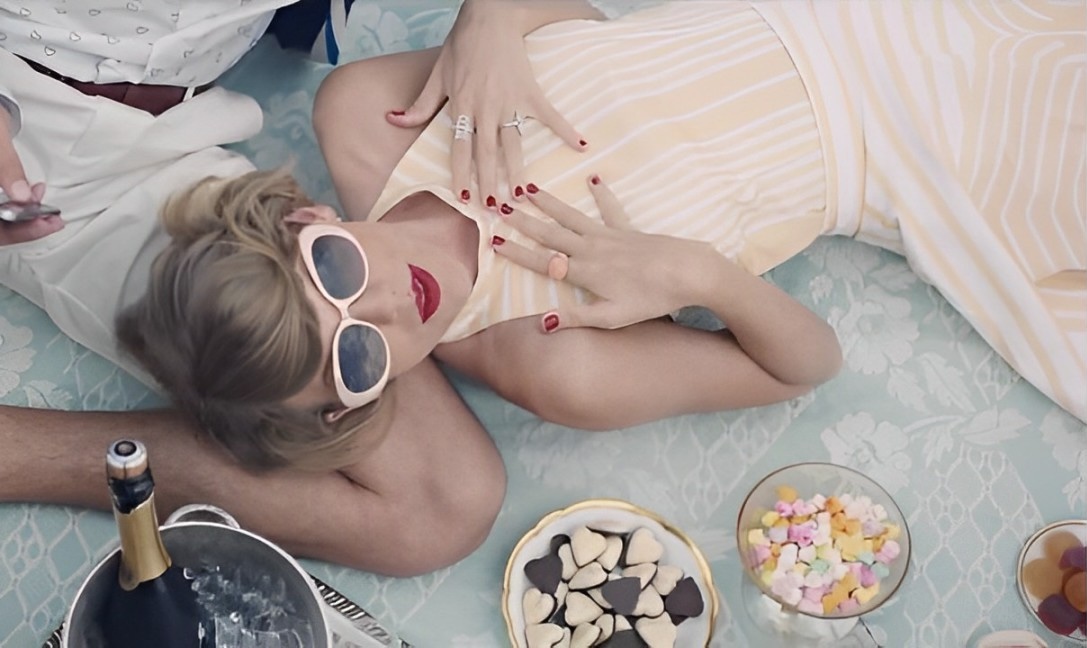 tay swift linda farrow 282 sunglasses rose