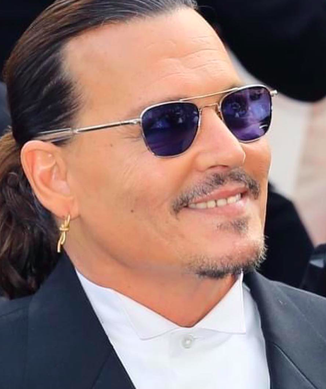 depp aviator shades
