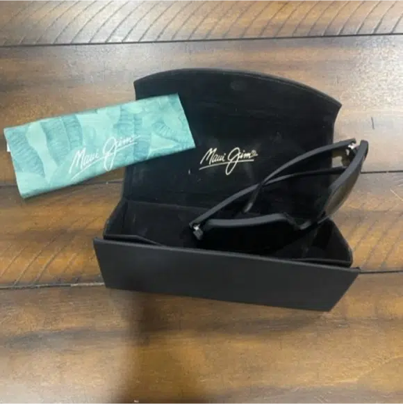Maui Jim frames in case