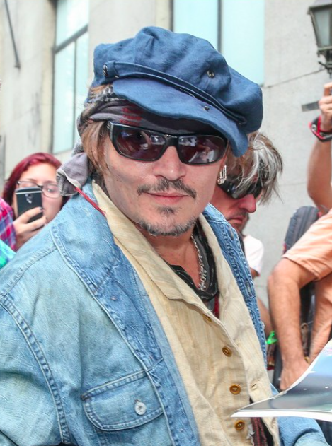 depp ray-ban shades