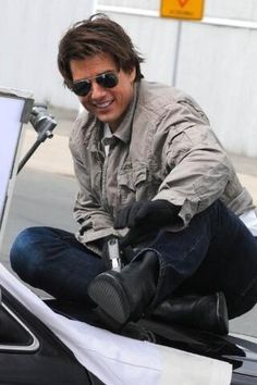 tom cruise eyewear