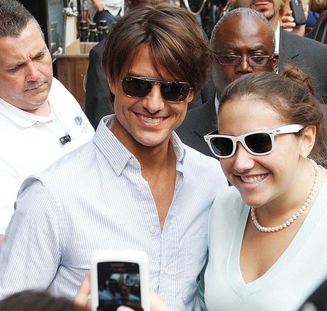tom cruise glasses
