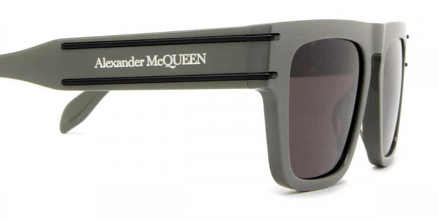Color: Green (005) - Alexander McQueen AM0397S00552
