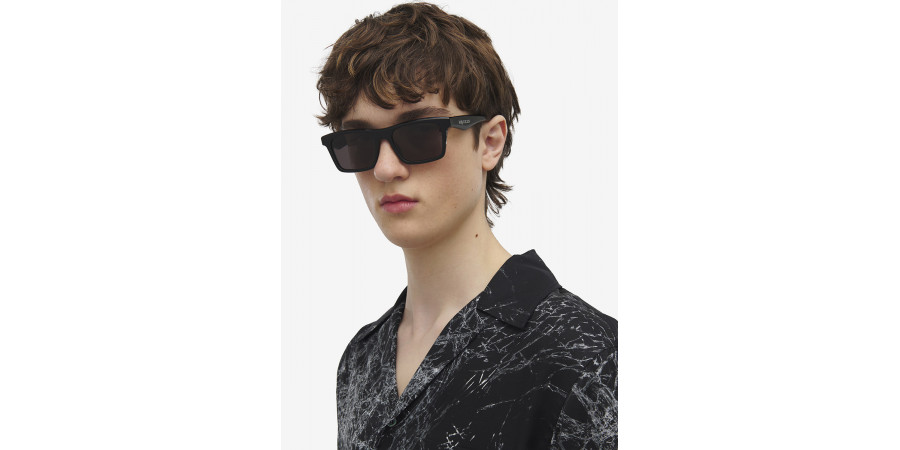 Color: Black (001) - Alexander McQueen AM0472S00153