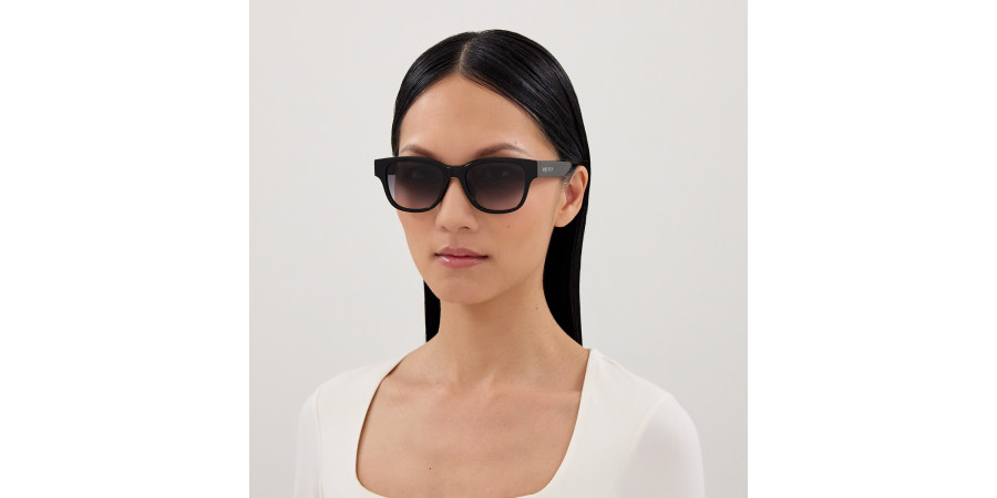 Alexander McQueen™ - AM0528SA