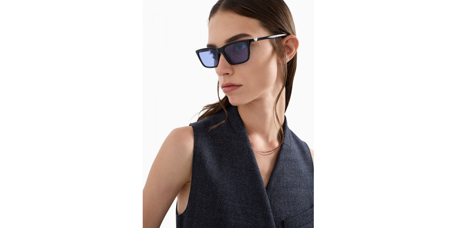 Emporio Armani™ - EA4239U