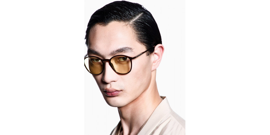 Giorgio Armani™ - AR8233U