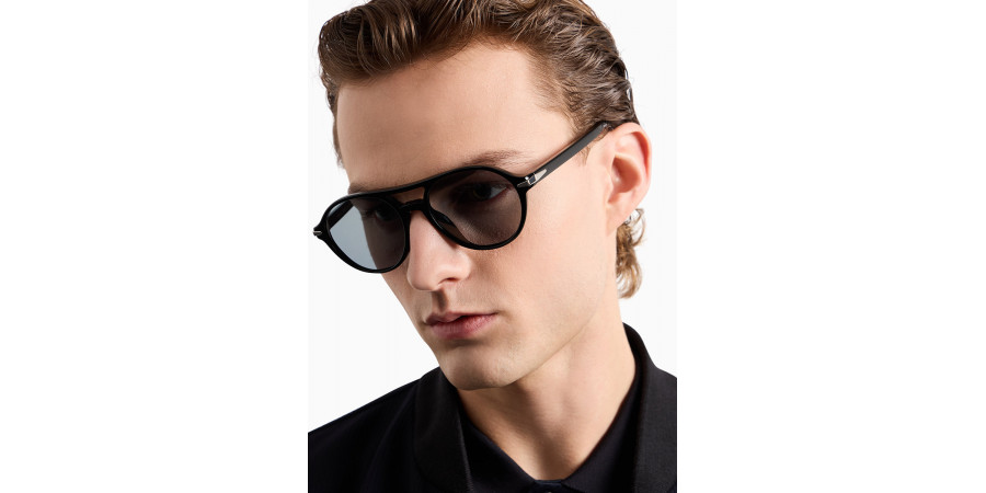 Giorgio Armani™ - AR8236U