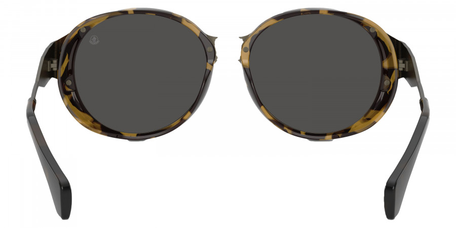 Moncler™ - ME4005T AUROS