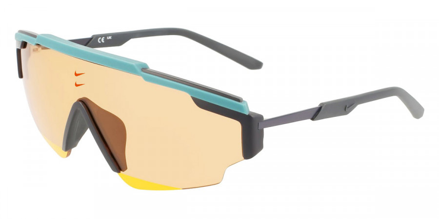 Nike™ - MARQUEE EDGE LB FN0259