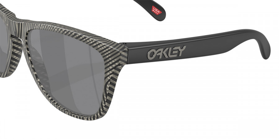 Color: Matte Gray Ink Fingerprint/Matte Black (9013M0) - Oakley OO90139013M055