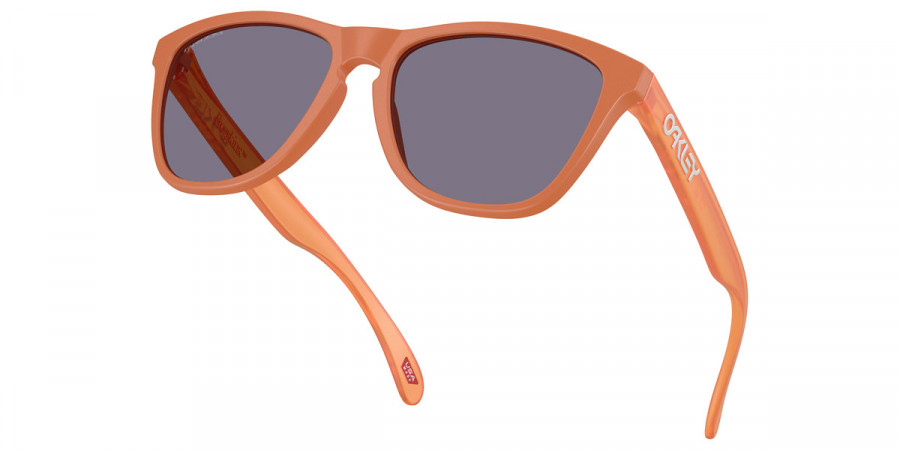 Color: Matte Ginger (9013M1) - Oakley OO90139013M155