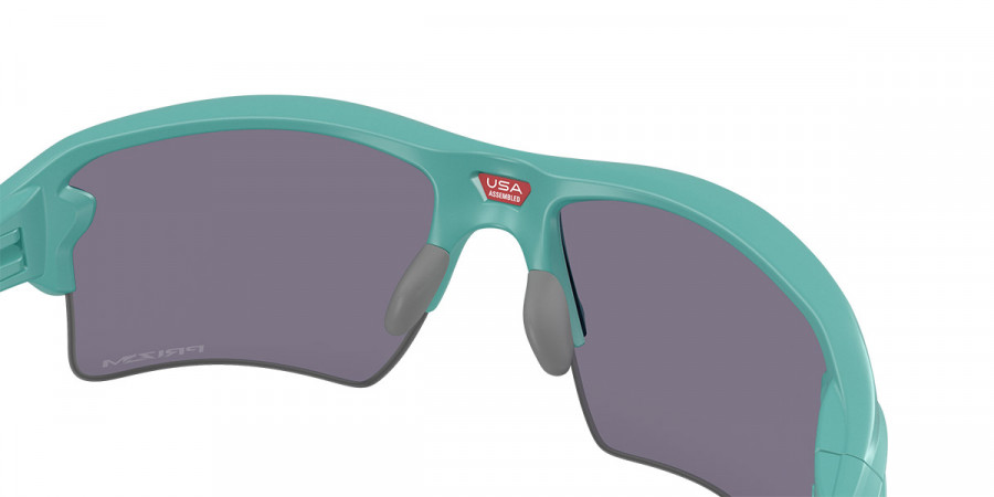 Color: Matte Pacific (9188K1) - Oakley OO91889188K159