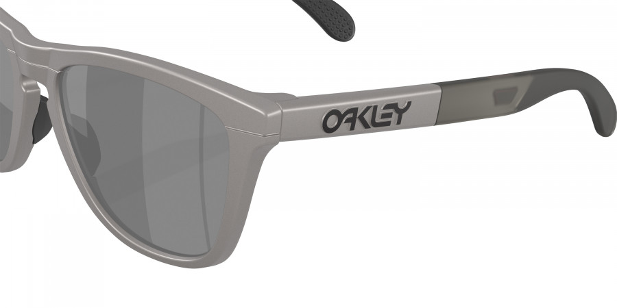 Color: Titanium (928415) - OAKLEY OO9284A92841555