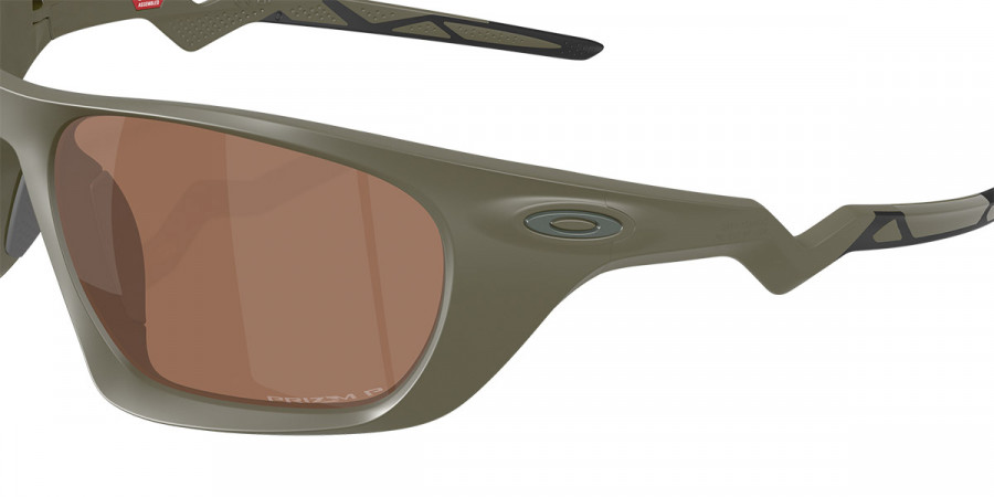 Color: Matte Moss (943111) - Oakley OO943194311160