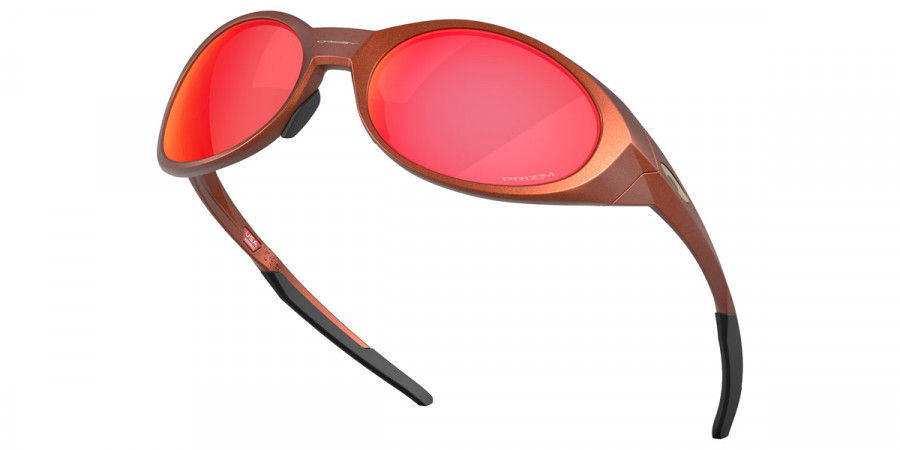 Color: Fire Orange (943825) - Oakley OO943894382558