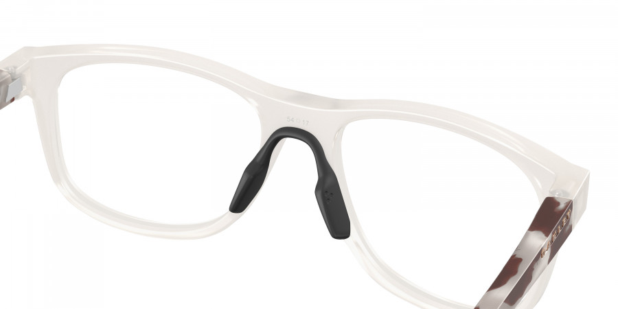 Color: Matte Transparent Opaline (817510) - OAKLEY OX817581751052