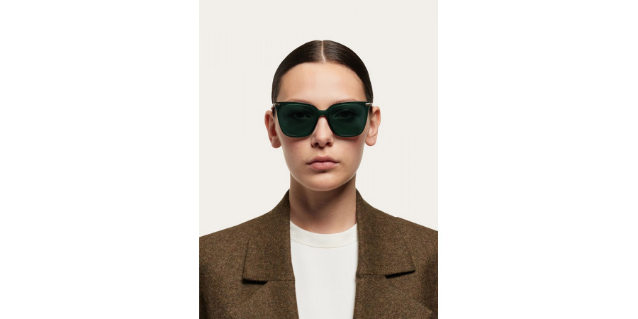 Salvatore Ferragamo™ - SF2037S