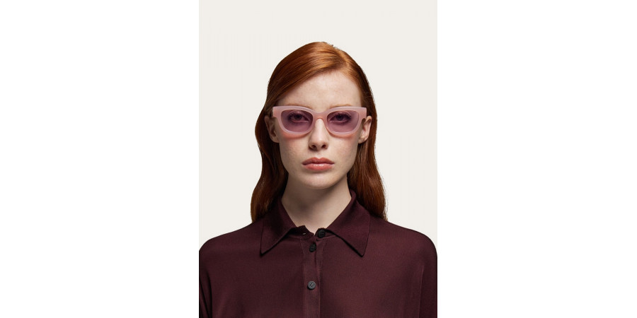 Salvatore Ferragamo™ - SF2067S