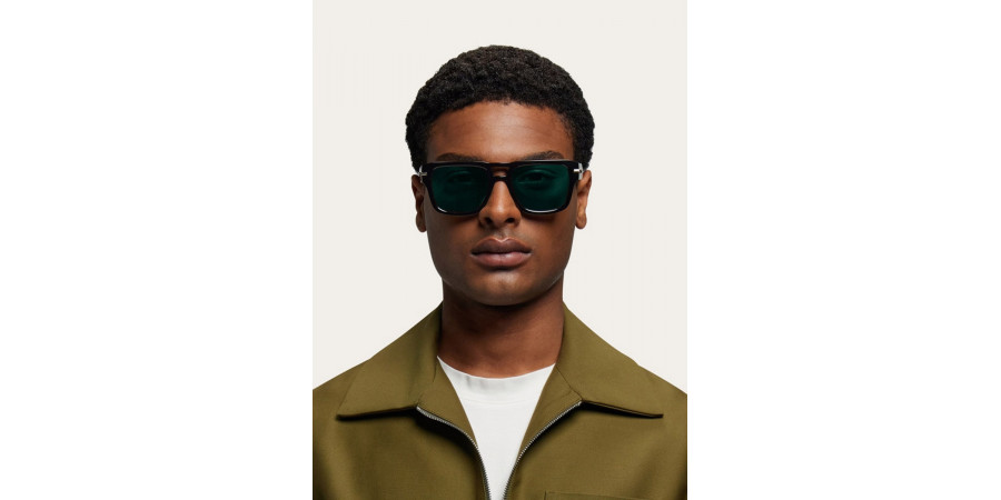 Salvatore Ferragamo™ - SF2070S