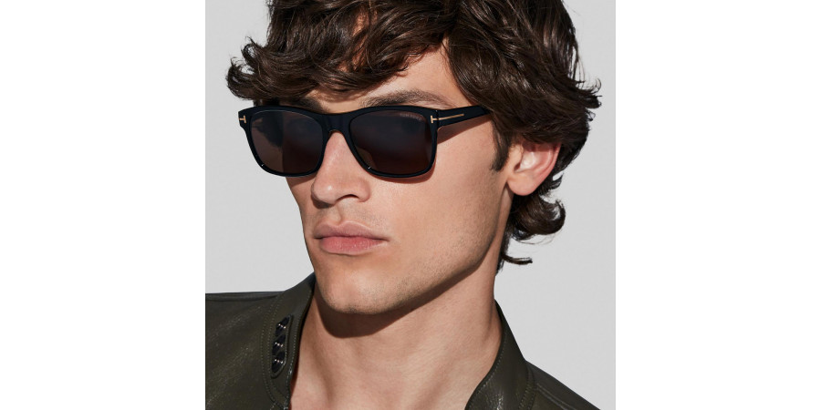 Tom Ford™ - FT0698 Giulio
