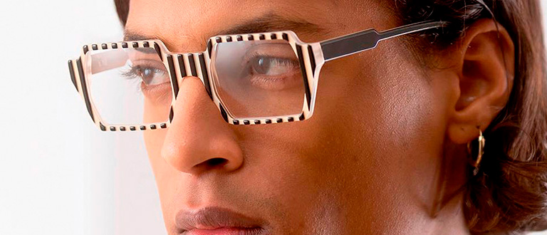 Henau Glasses and Eyewear