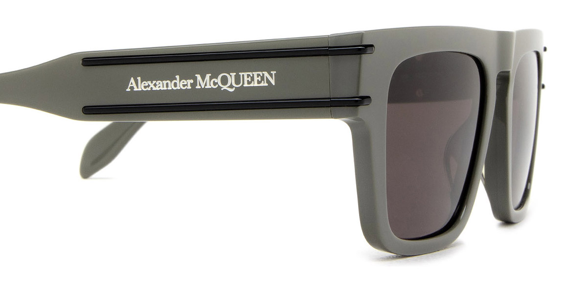Color: Green (005) - Alexander McQueen AM0397S00552