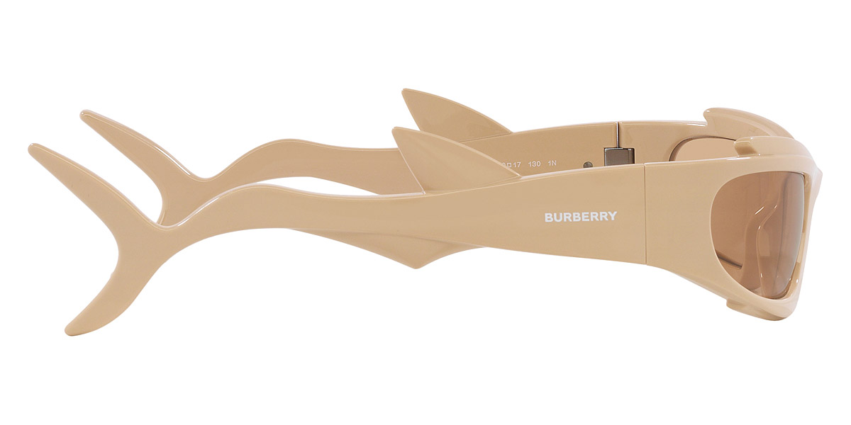 Burberry™ - Turner Shark BE4399
