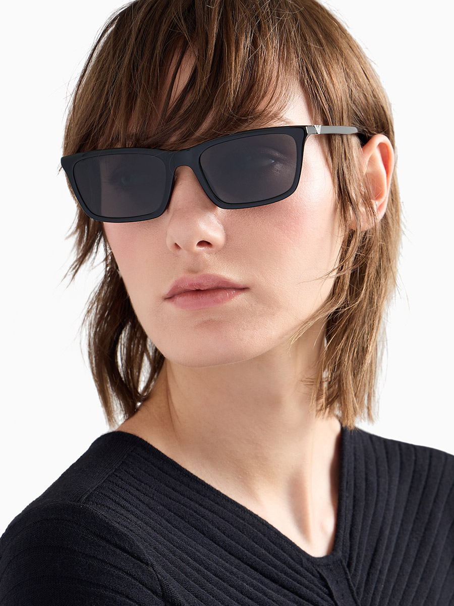 Emporio Armani™ - EA4239U