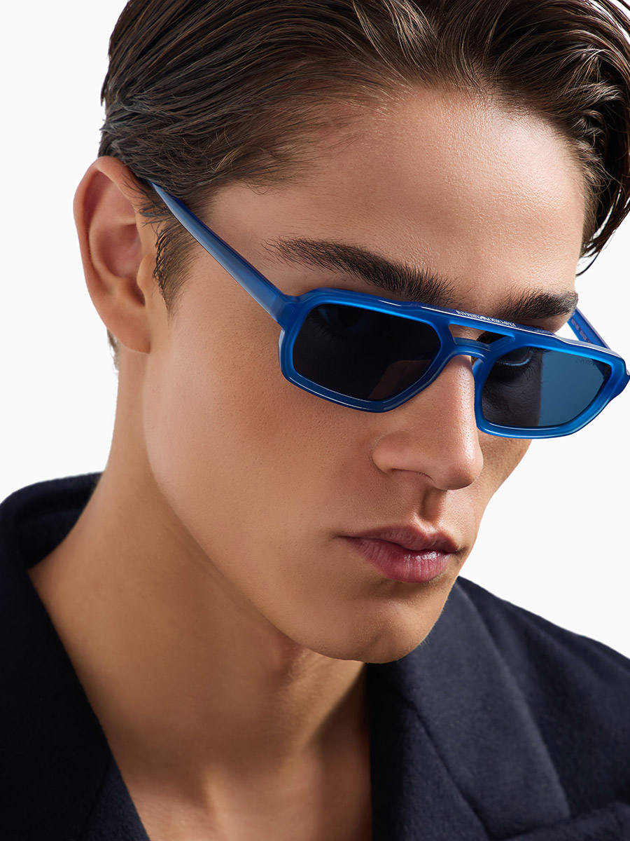 Emporio Armani™ - EA4240U