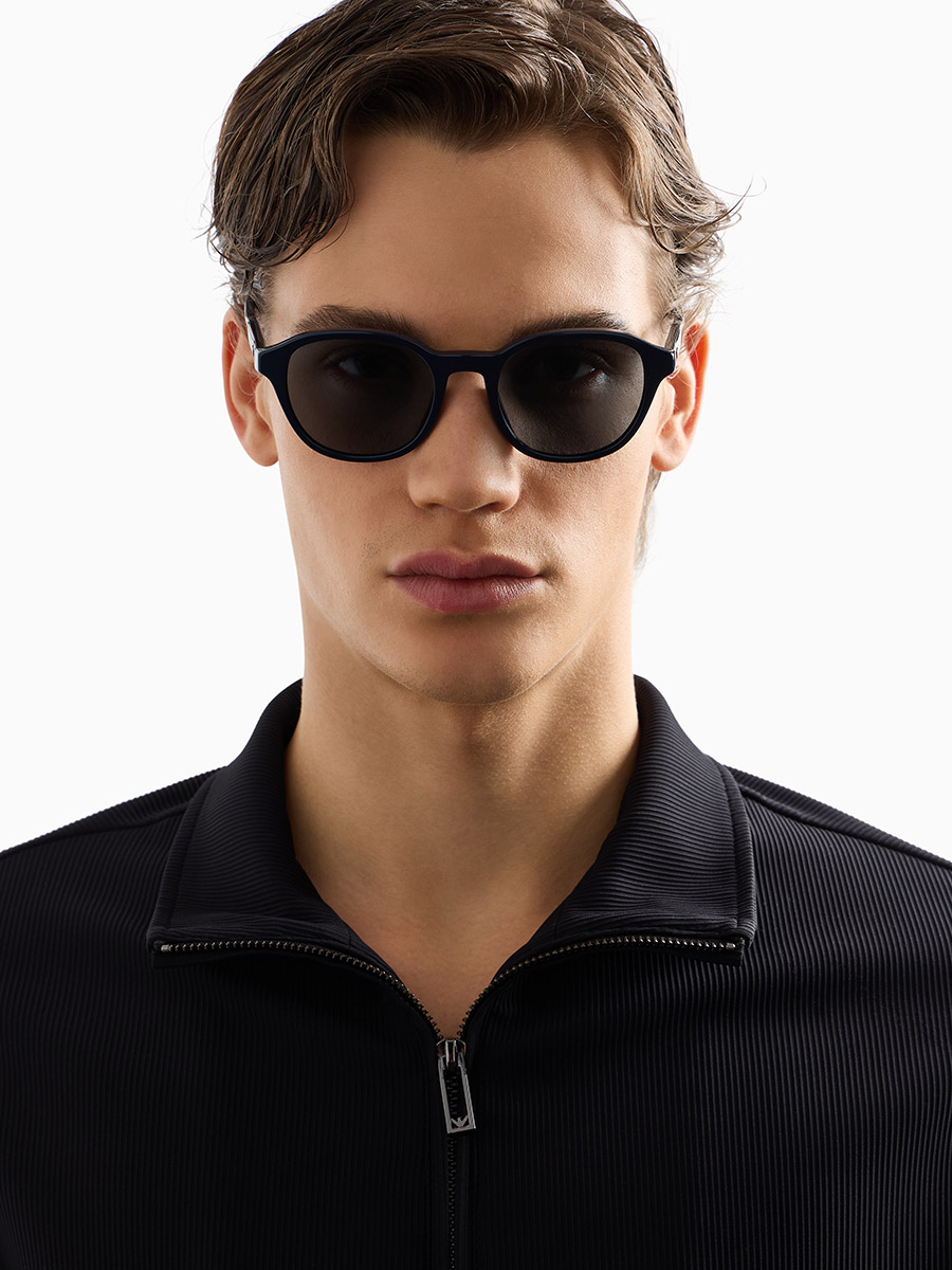 Emporio Armani™ - EA4247U