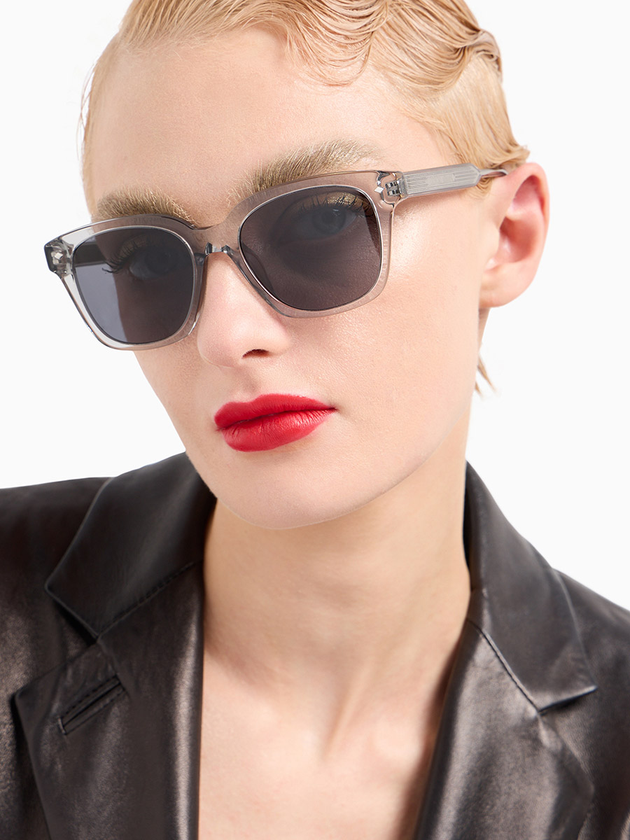 Giorgio Armani™ - AR8210U