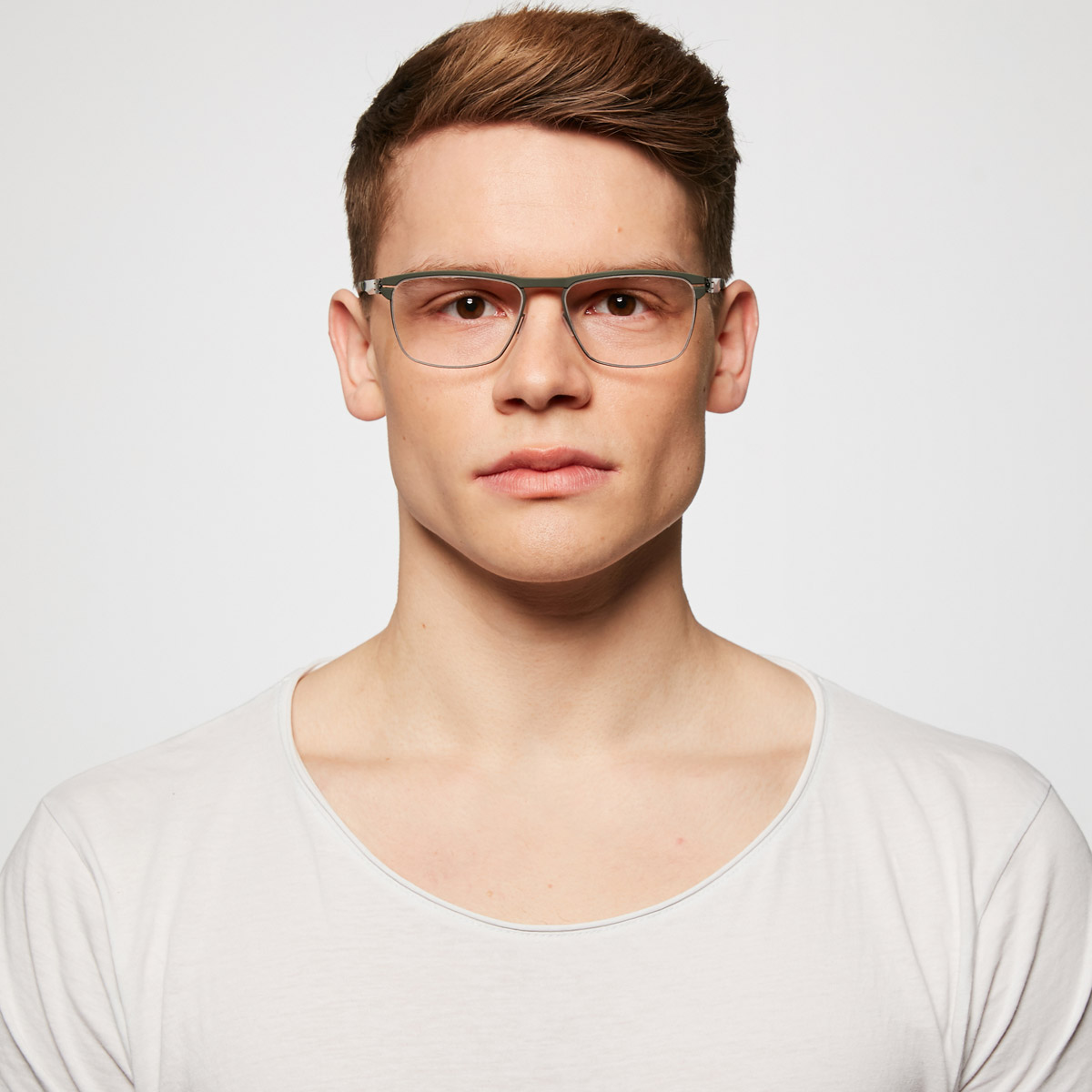 Ic! Berlin Central Graphite-Dark-Green Eyeglasses On Male Model
